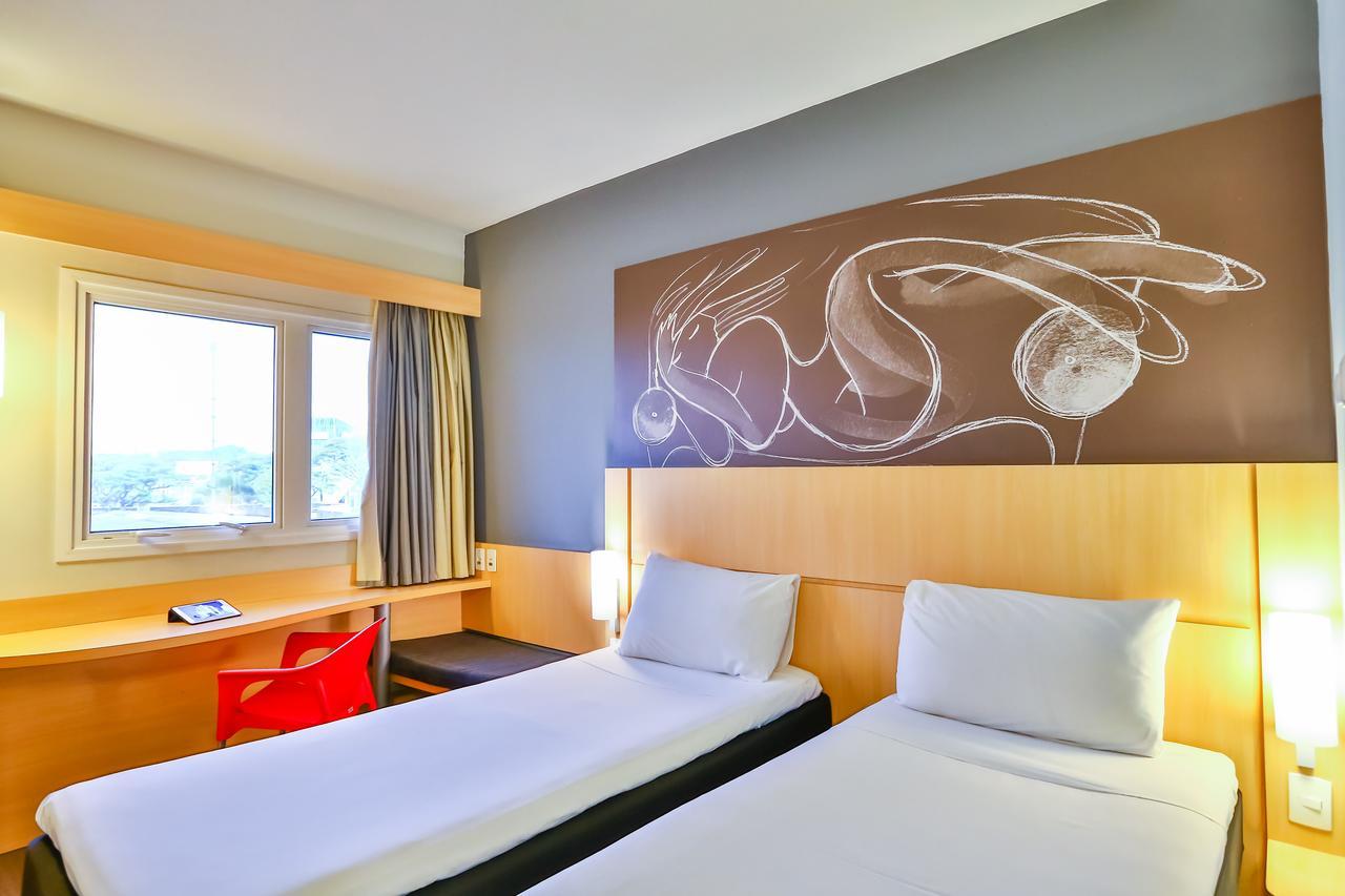 Ibis Goiania Hotel Room photo